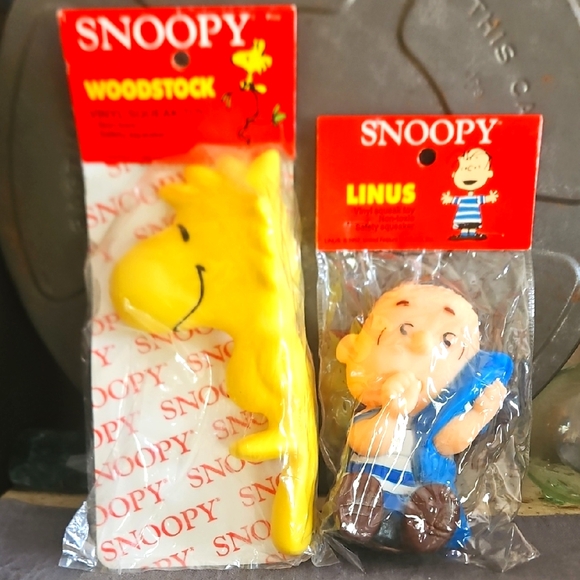 con agra Other - Vintage Peanuts Squeak Toys Pets Linus & Woodstock Con Agra NOS